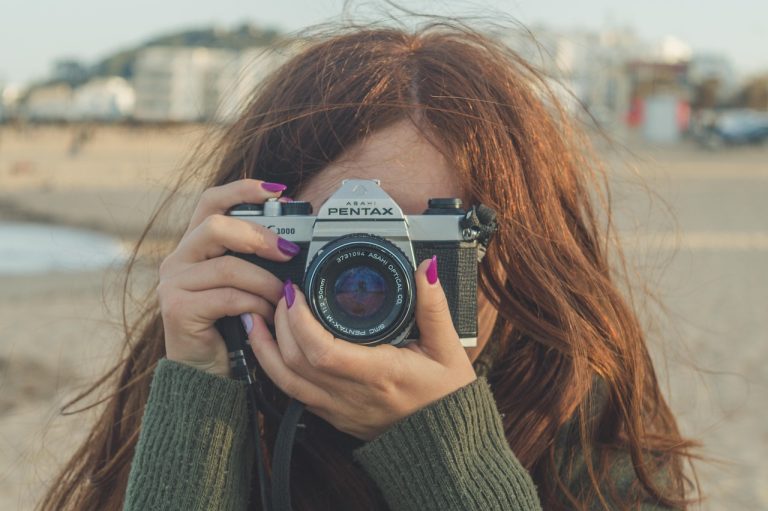 Idées photo créatives à capturer pendant un trajet en train ou bus